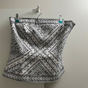 White House Black Market size 12